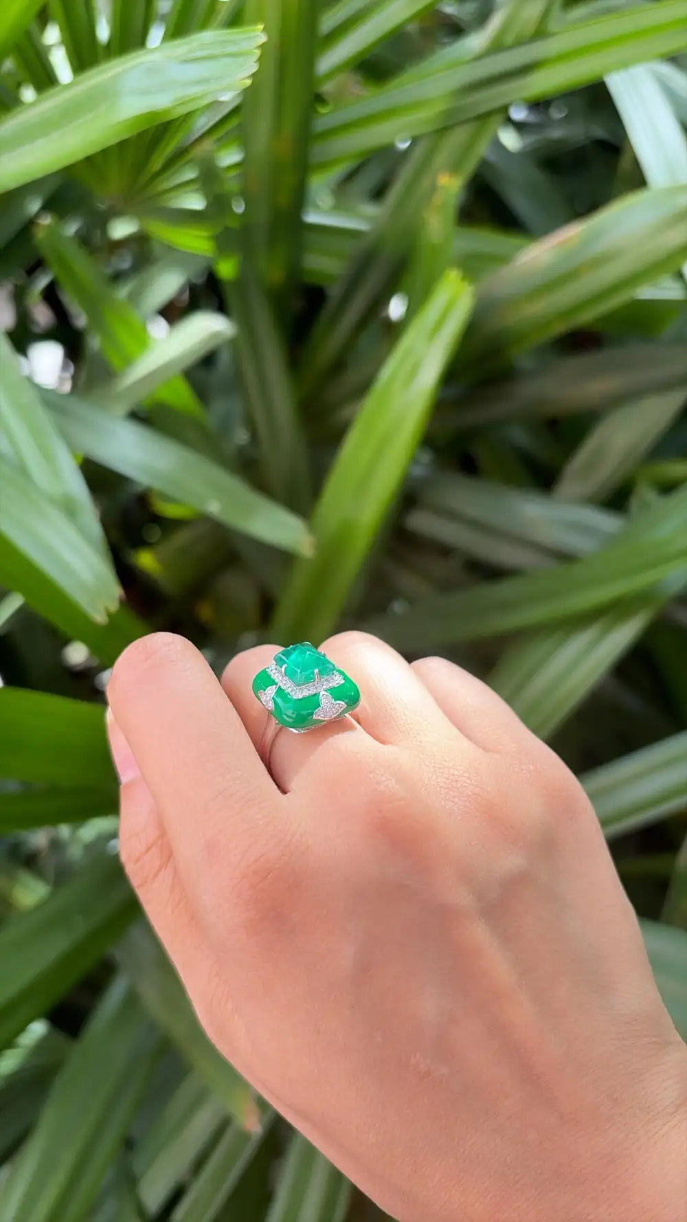 Natural Emerald Gemstone & Green Enamel Cocktail Ring - 18k White Gold Diamond Ring