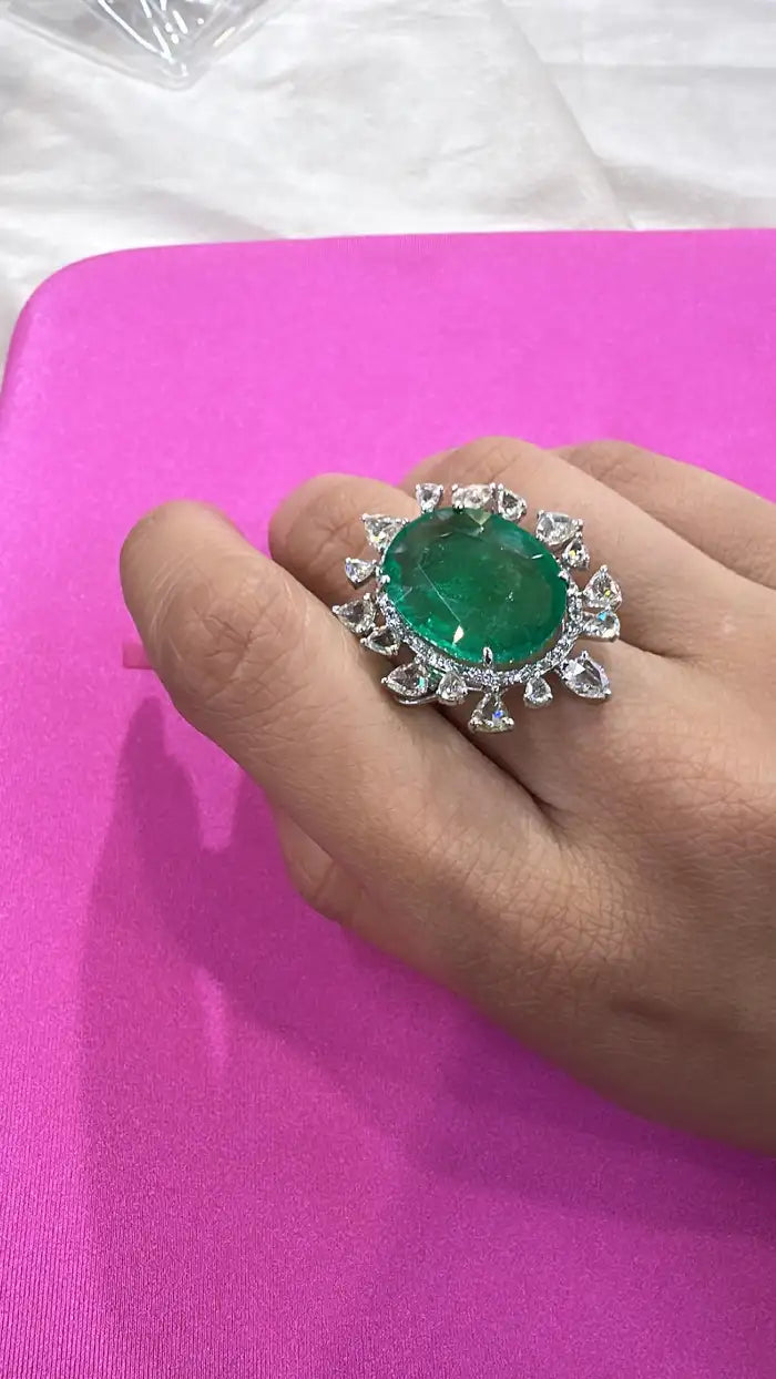 18k White Gold Rose Cut Diamond Ring - Natural Emerald Statement Ring