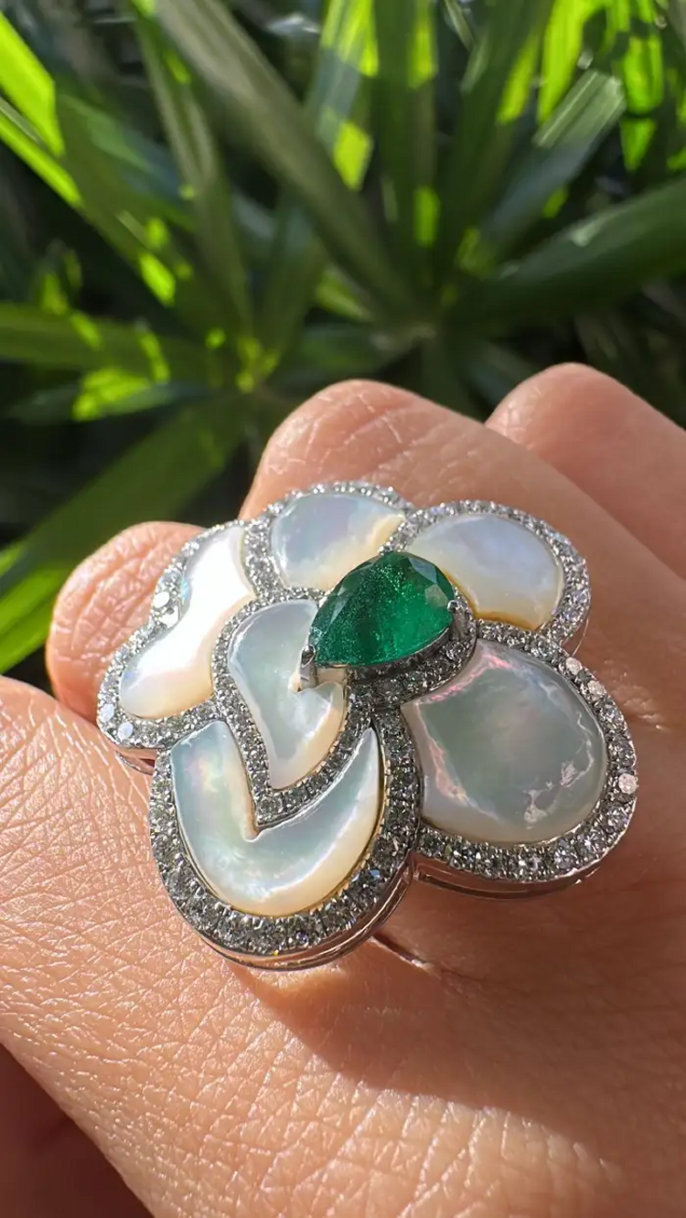 18k White Gold Diamond Cocktail Ring - Natural Mother Of Pearl & Zambian Emerald Ring