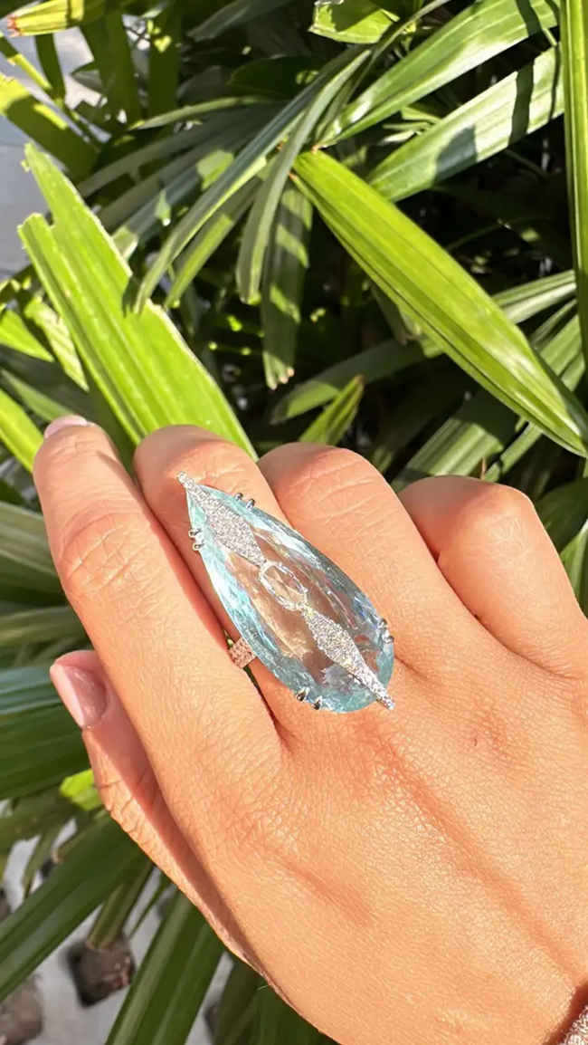 30.03 Ct Pear Shape Aquamarine Gold Ring - 18k White Gold Rose Cut Diamond Ring Main Image