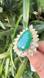18k White Gold Diamond Handmade Ring - Natural Zambian Emerald Statement Ring
