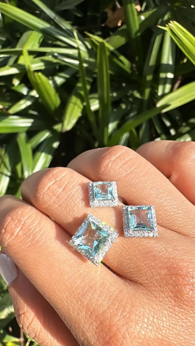 3.80 Ct. Aquamarine Gemstone Three Stone Cocktail Ring - 18k White Gold Diamond Ring Main Image