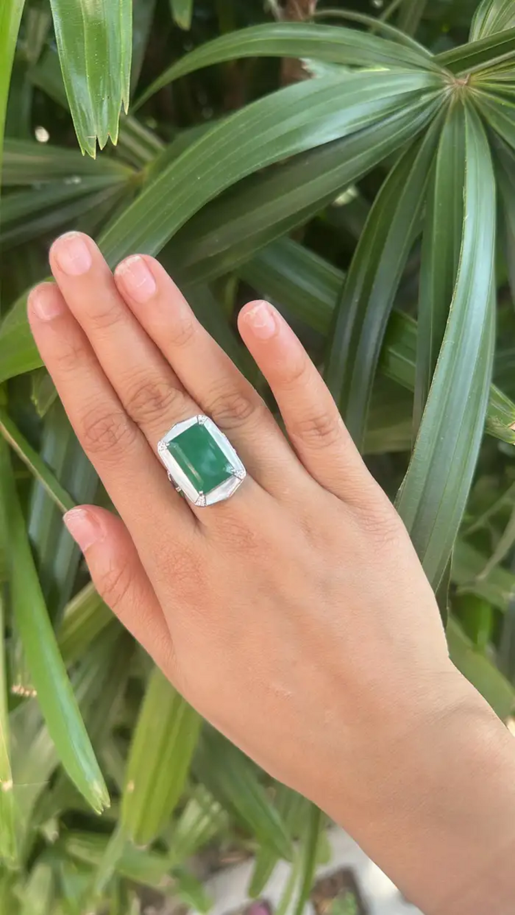 18k White Gold Diamond Ring - Natural Zambian Emerald & Mother Of Pearl Ring
