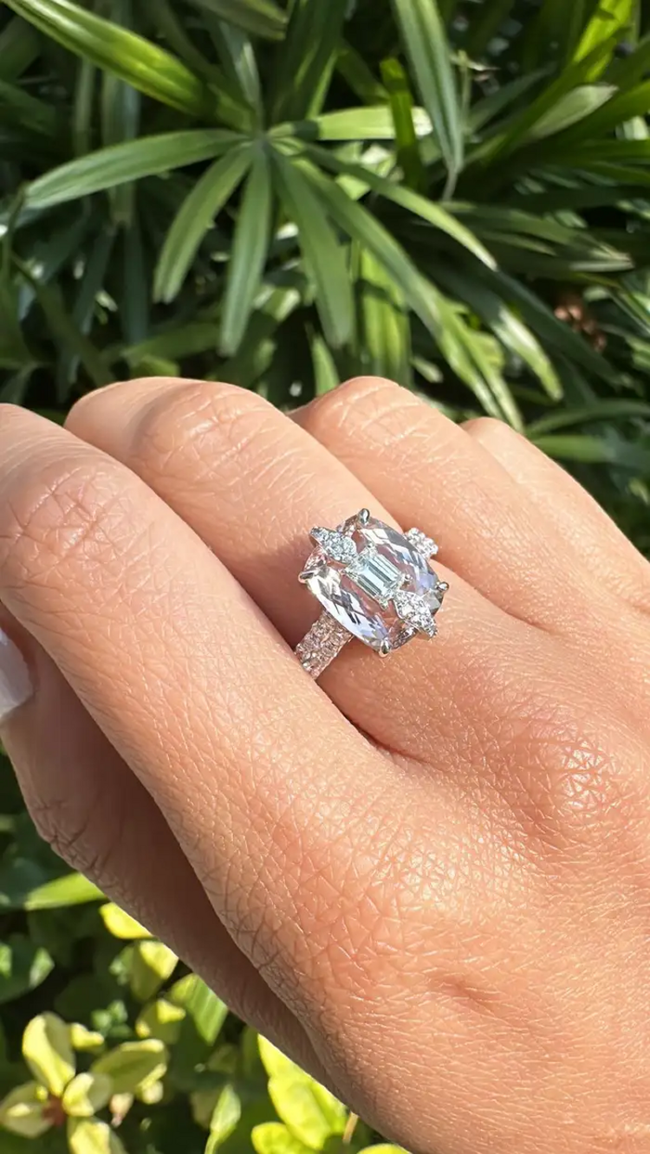 3.66 Ct. Morganite Gemstone Wedding Ring - 18k White Gold Diamond Engagement Ring Main Image