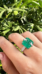 Natural Zambian Emerald Diamond Ring - 18k White Gold Handmade Ring - Gold Diamond Women Ring Gift
