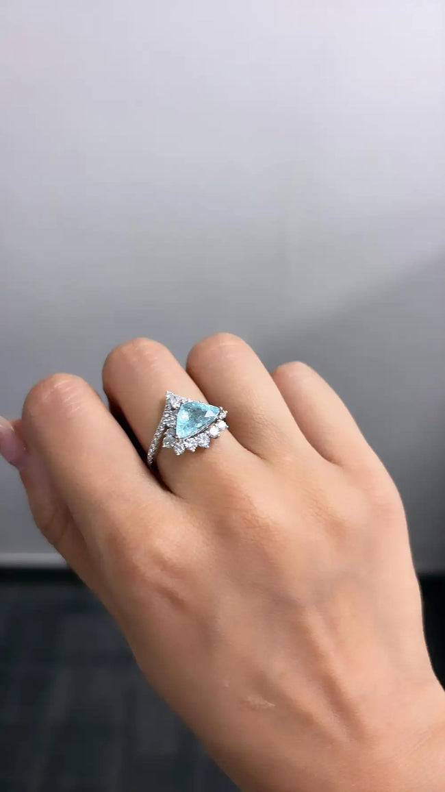 Natural 2.28 Ct. Paraiba Tourmaline Gemstone Ring - 18k White Gold Diamond Ring Main Image