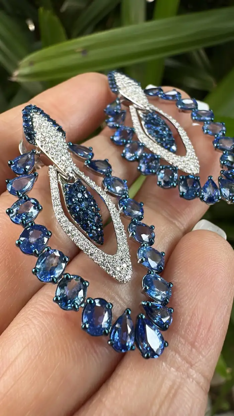 18k White Gold Diamond Earrings - Natural Blue Sapphire Dangle Earrings