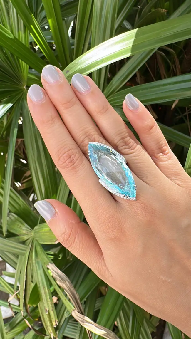 0.66 Ct. Round Cut Diamond Wedding Ring - 18k White Gold & 29.29 Ct. Aquamarine Gemstone Ring Main Image