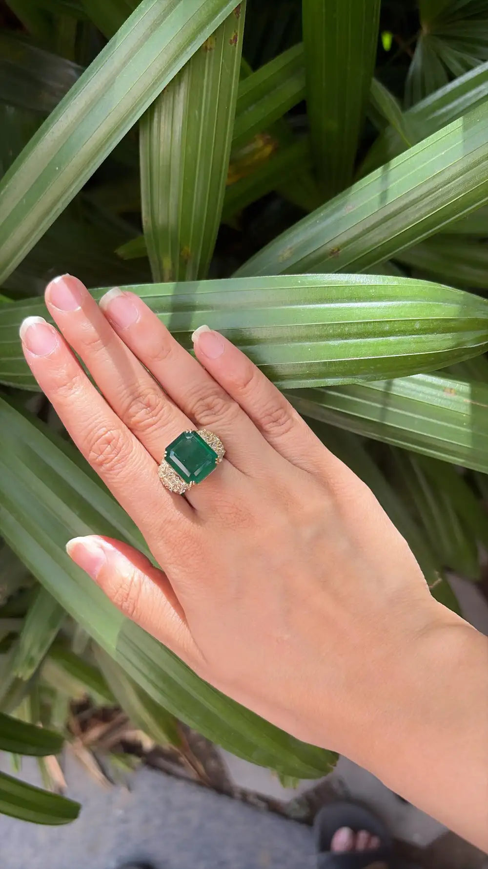 15.63 Ct. Zambian Emerald & Yellow Diamond Statement Ring - 18k Yellow Gold Handmade Ring