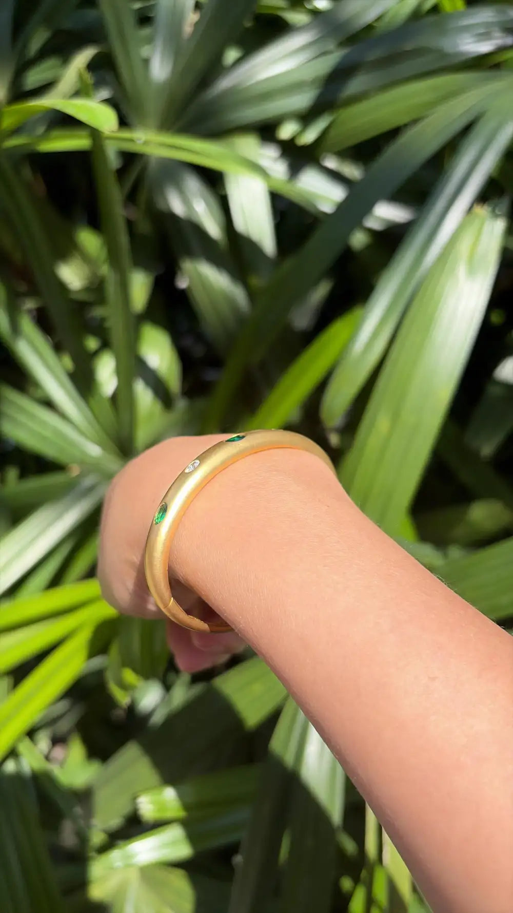 18k Yellow Matte Gold Bangle - Natural Emerald & Diamond Bangle