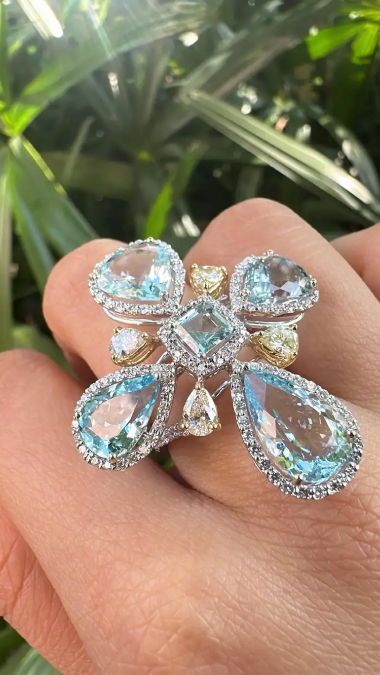 18k White Gold Statement Ring - Natural Aquamarine & Yellow Diamond Cocktail Ring