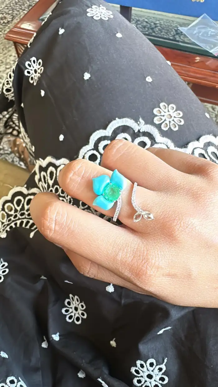 Natural Colombian Emerald & Turquoise Gemstone Floral Ring - 18k White Gold Rose Cut Diamond Women Ring