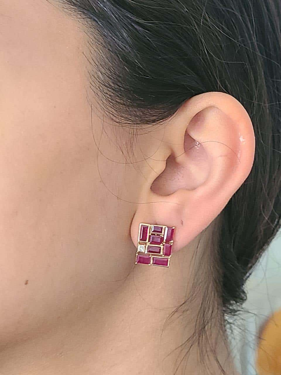 Gemstone studs Earring