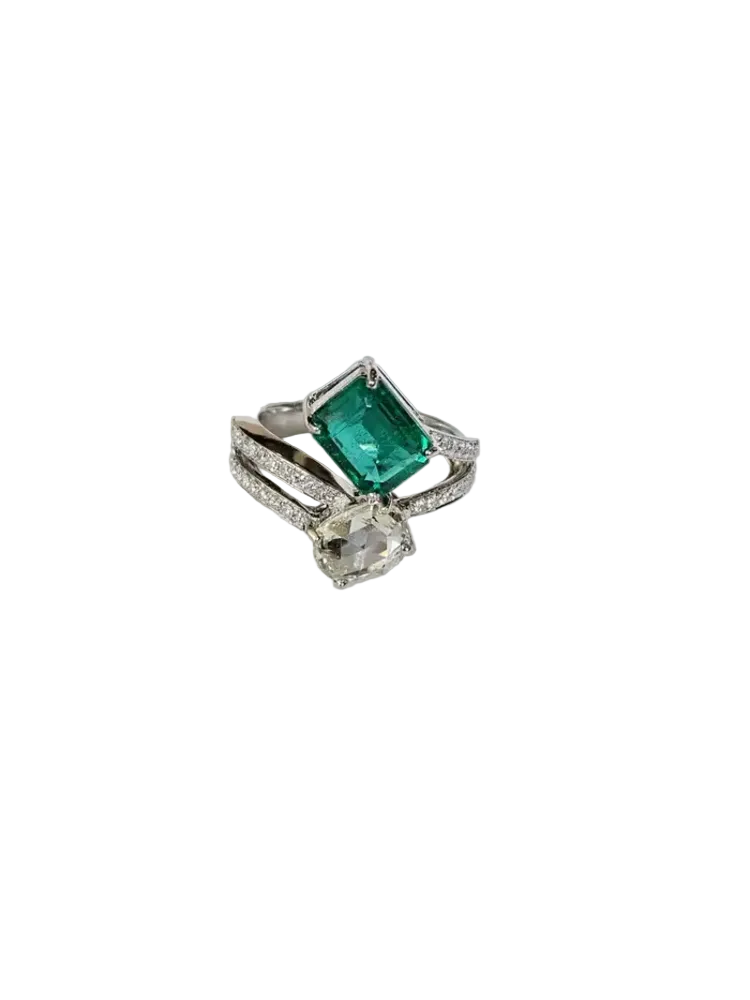 18k White Gold Diamond Ring - Natural Zambian Emerald Wedding Ring