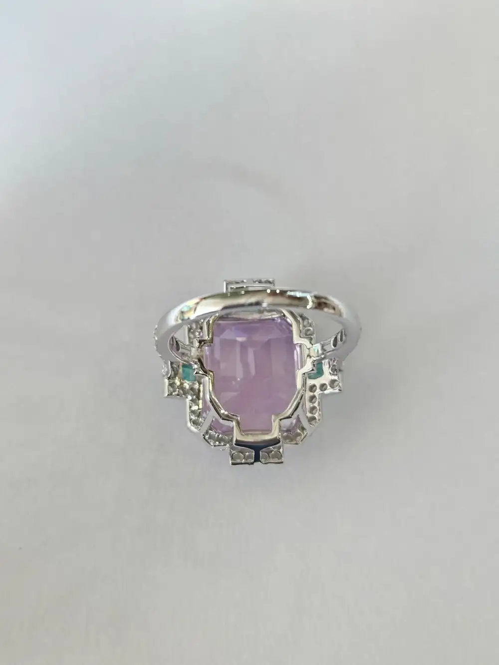 15.83 Ct. Kunzite & Emerald Gemstone Cocktail Ring - 18k White Gold Diamond Ring
