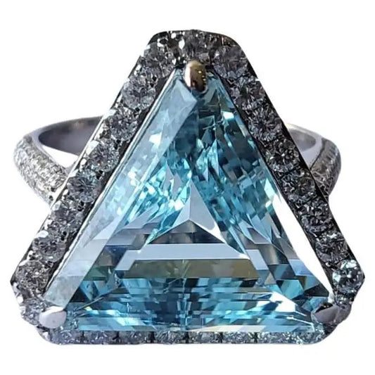 Trillion Aquamarine 8.90 carats & Diamonds Engagement Ring